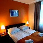 Willa Akacja Bed & Breakfast - Gdynia Orlowo Bed & Breakfast 3*