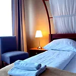 Akacja - Orlowo Bed & Breakfast