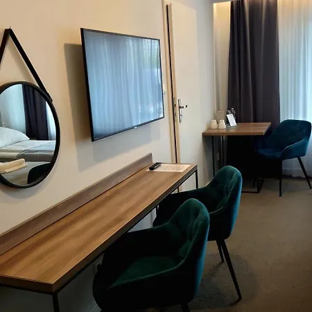 Akacja - Orlowo Oda ve Kahvaltı 3*