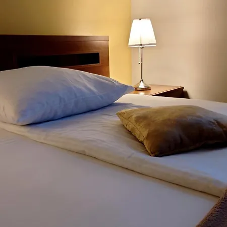 Akacja - Orlowo Oda ve Kahvaltı 3*