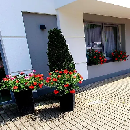 Akacja - Orlowo Oda ve Kahvaltı Gdynia