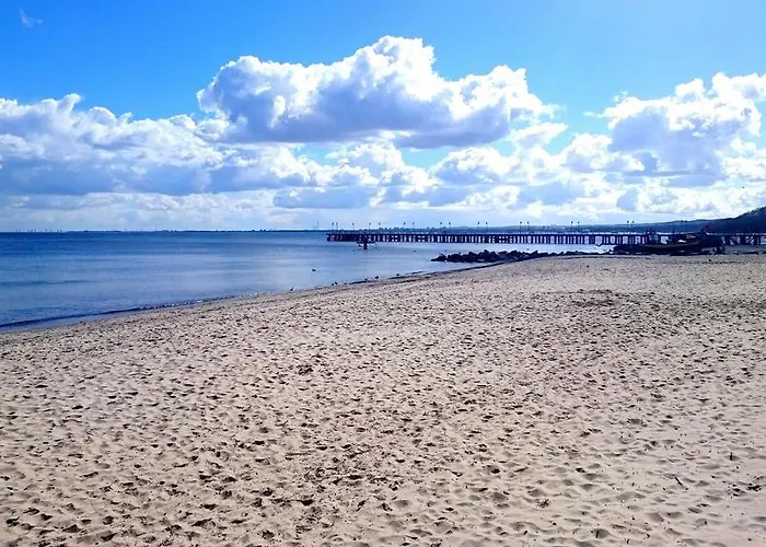 ベッド・アンド・ブレックファスト Akacja - Orlowo 3*